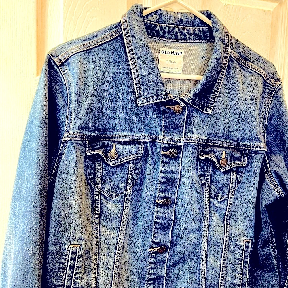 Dark Wash Denim Jean Jacket Size X-Large Old Navy brand. Button up collar jacket - Picture 7 of 17